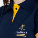 Camisa polo com detalhes